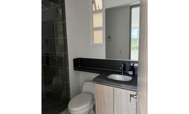 APARTAMENTO MODERNO PARA ESTRENAR CON VISTA A LAGO Y ZONA VERDE