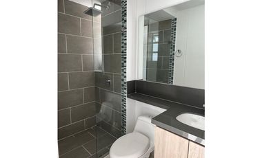 APARTAMENTO MODERNO PARA ESTRENAR CON VISTA A LAGO Y ZONA VERDE