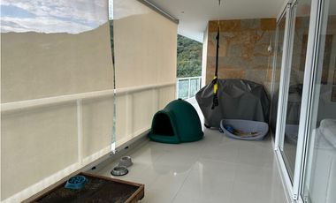 APARTAMENTO CON VISTA A LAS MONTAÑAS