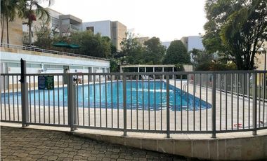 APARTAMENTO EN UNIDAD ARBORIZADA