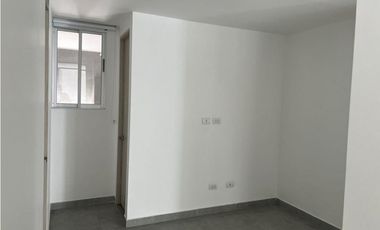 APARTAMENTO  ILUMINADO EN PANCE