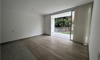 APARTAMENTO  ILUMINADO EN PANCE