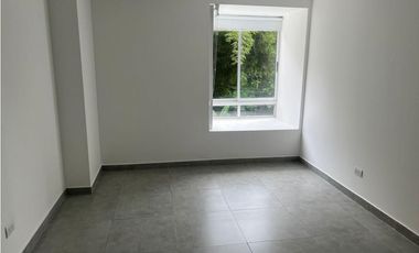 APARTAMENTO  ILUMINADO EN PANCE