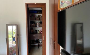APARTAMENTO EN PRIMER PISO