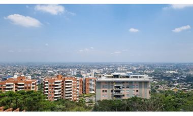 APARTAMENTO CON VISTA A LA CIUDAD