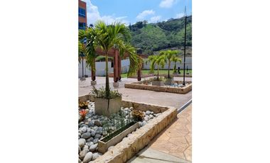 APARTAMENTO CON VISTA A LA CIUDAD