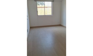 APARTAMENTO CON VISTA A LA CIUDAD
