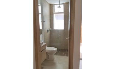 APARTAMENTO CON VISTA A LA CIUDAD