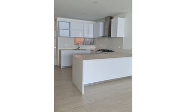 APARTAMENTO CON VISTA A LA CIUDAD