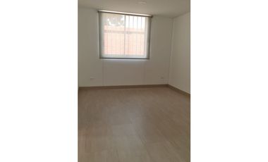 APARTAMENTO CON VISTA A LA CIUDAD