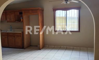 ¡SE RENTA CASA CÉNTRICA EN FRACC COSTA BELLA! - (3)