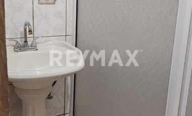 ¡SE RENTA CASA CÉNTRICA EN FRACC COSTA BELLA! - (3)
