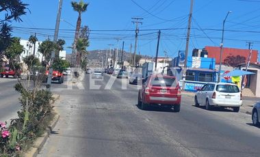 ¡SE RENTA CASA CÉNTRICA EN FRACC COSTA BELLA! - (3)