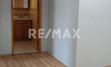 ¡SE RENTA CASA CÉNTRICA EN FRACC COSTA BELLA! - (3)