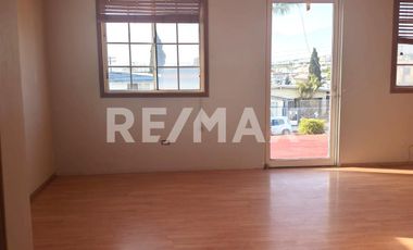 ¡SE RENTA CASA CÉNTRICA EN FRACC COSTA BELLA! - (3)