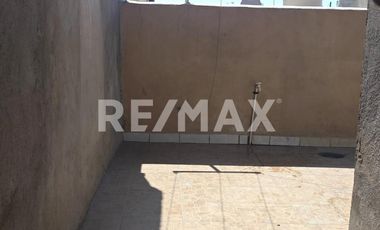 ¡SE RENTA CASA CÉNTRICA EN FRACC COSTA BELLA! - (3)