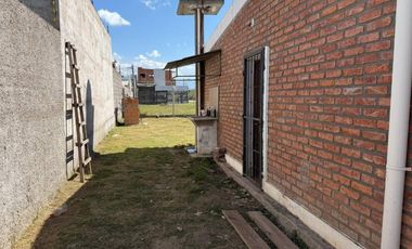 URBANIZACION SAN CARLOS - CASA EN ALQUILER