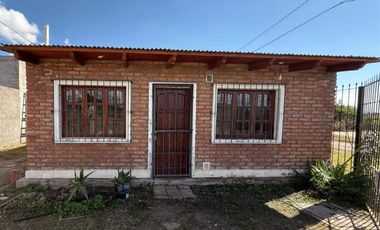 URBANIZACION SAN CARLOS - CASA EN ALQUILER
