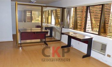 Oficina en Arriendo en Metro Tobalaba / Hernando de Aguirre