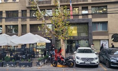 Oficina en Arriendo en Metro Tobalaba / Hernando de Aguirre