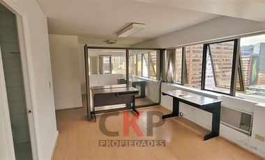 Oficina en Arriendo en Metro Tobalaba / Hernando de Aguirre