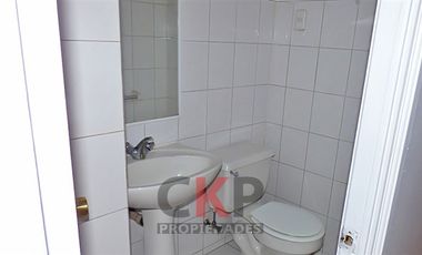 Oficina en Arriendo en Metro Tobalaba / Hernando de Aguirre