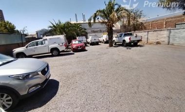 Sitio en Arriendo en Varas Mena