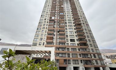 Departamento en Arriendo en Edificio Panorámico - Torre B