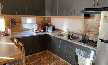 Casa en Venta en Casa amoblada en Condominio Privado | Acceso directo a la playa.