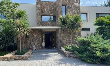Casa en Venta en Condominio el Descanso