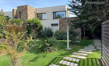Casa en Venta en Condominio el Descanso