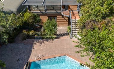 CASA CON GRAN OFICINA INDEPENDIENTE EN PLANTA LIBRE/ CERRO SAN LUIS