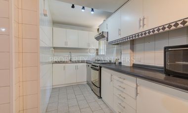 CASA CON GRAN OFICINA INDEPENDIENTE EN PLANTA LIBRE/ CERRO SAN LUIS