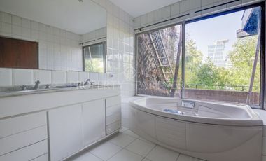 CASA CON GRAN OFICINA INDEPENDIENTE EN PLANTA LIBRE/ CERRO SAN LUIS