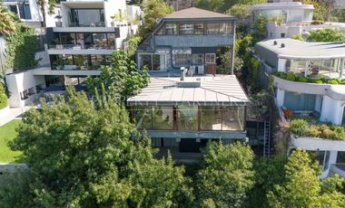 CASA CON GRAN OFICINA INDEPENDIENTE EN PLANTA LIBRE/ CERRO SAN LUIS