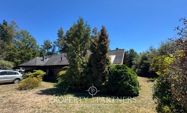 Hermosa casa en condominio, terreno de 2928 mts2