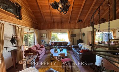 Hermosa casa en condominio, terreno de 2928 mts2