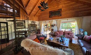 Hermosa casa en condominio, terreno de 2928 mts2