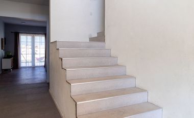 Gran Oportunidad: Casa en Remodelacion en Excelente Terreno, La Florida.