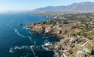 Santuario de Bienestar en Primera Línea de Playa en Los Vilos