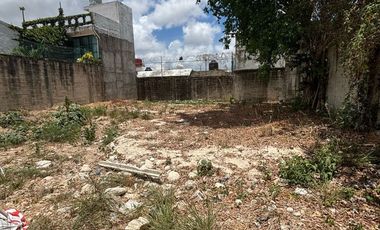 Terreno en renta en Av. Fonatur, cerca de Av. Huayacán – ¡Ubicación estratégica!