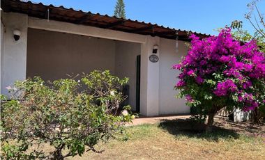 Casa en Venta con Local Comercial en el Centro de Ixtapan de la Sal