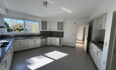 Casa en Los Castores EN ALQUILER Y VENTA  Nordelta