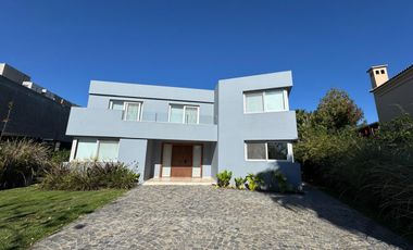 Casa en Los Castores EN ALQUILER Y VENTA  Nordelta