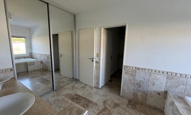Casa en Los Castores EN ALQUILER Y VENTA  Nordelta