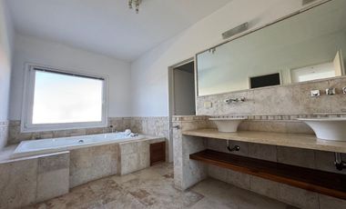 Casa en Los Castores EN ALQUILER Y VENTA  Nordelta