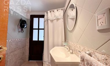 Casa con piscina en Campos De Echeverria