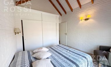 Casa con piscina en Campos De Echeverria