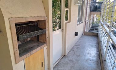 ALQUILER Departamento 2 ambientes con Balcón y Parrilla en Villa del Parque