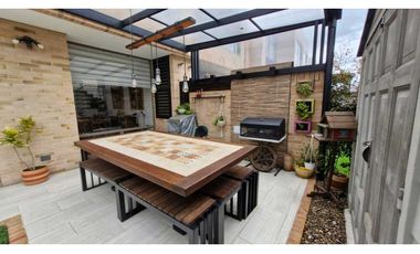 Venta ESPECTACULAR CASA EN CHA!!